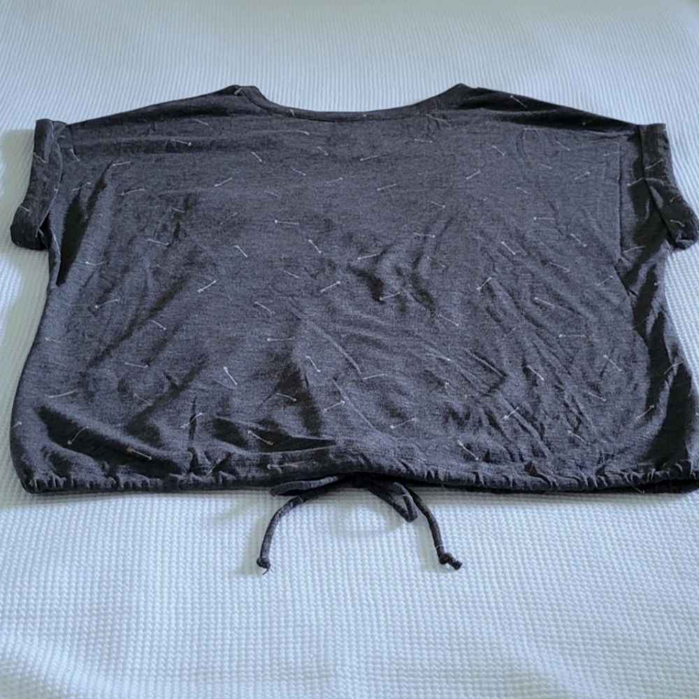 TRU Self Charcoal Space Dye Arrow🏹 Top - NWT - Picture 10 of 11